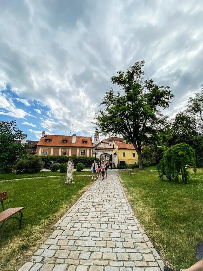 Klasterni Apartmany Cesky Krumlov Luaran gambar